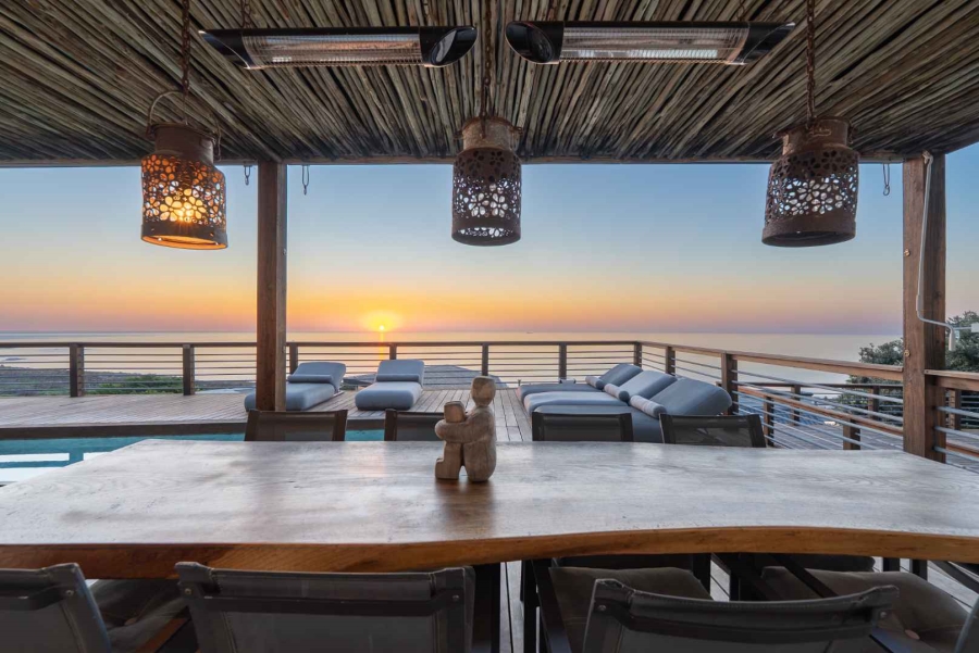 6 Bedroom Property for Sale in Camps Bay Western Cape